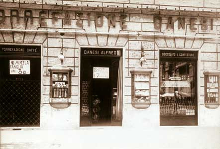 Первый магазин Danesi в Риме